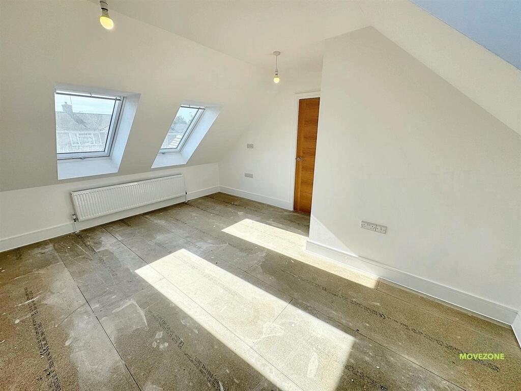 PHOTO-2025-08-22-11-26-39 5.jpg