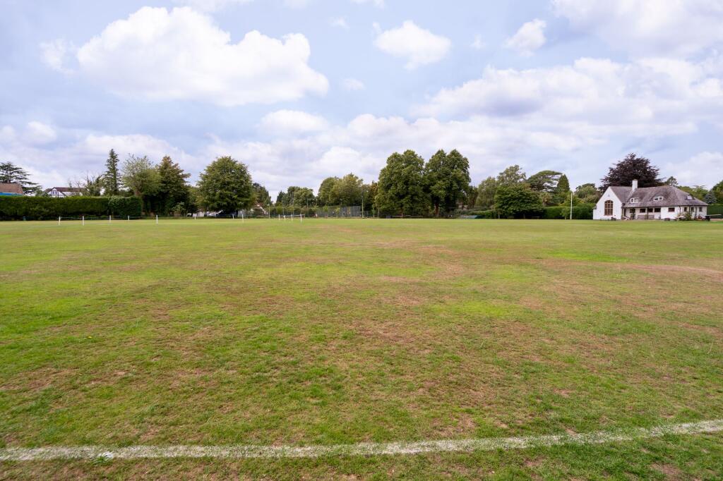 Backing onto The Glebe