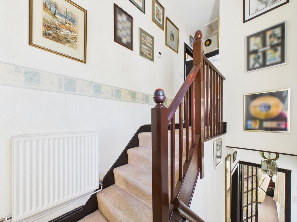 CAM05508G0-PR0108-STILL015