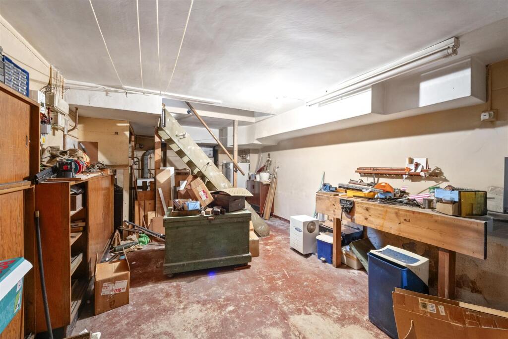 Beccles Road, 4-016.jpg