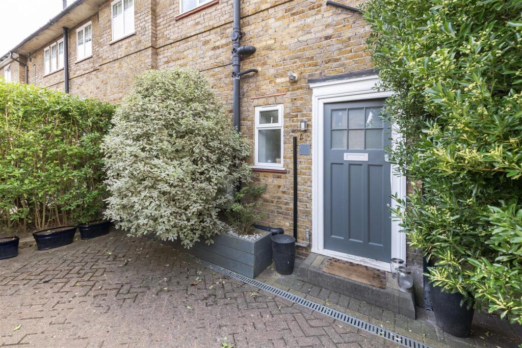 Elmshaw road, SW15 Hi-26.jpg