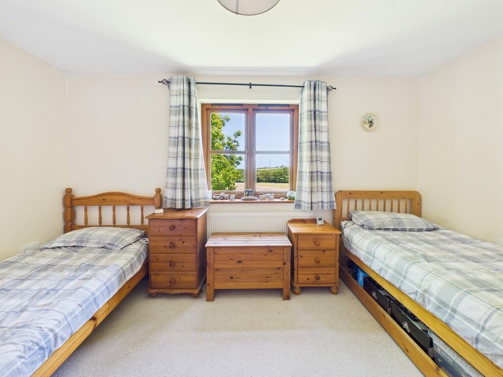 CAM05372G0-PR0010...