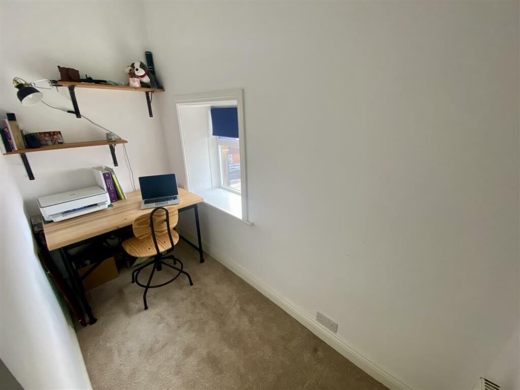Bramleys Estate Agents - Chapel Street - Mirfield 