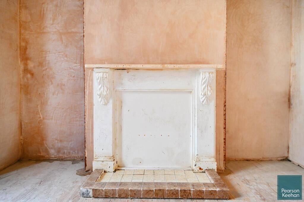 144 Springfield Road, bn1 (25).jpg