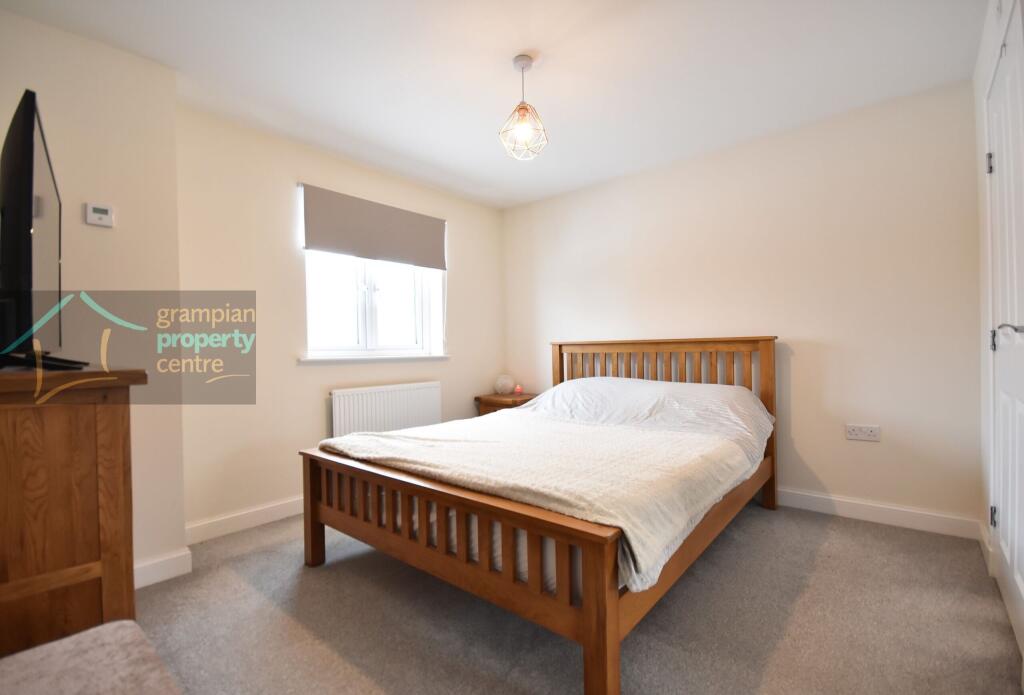bed 1 ..JPG