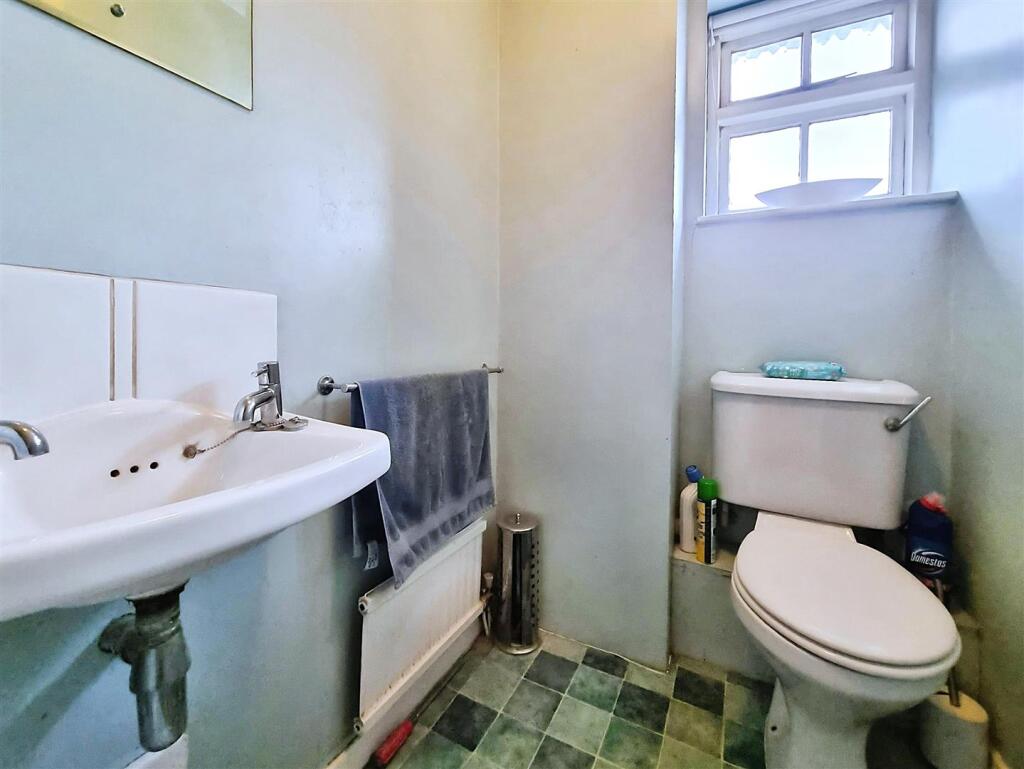 Separate WC