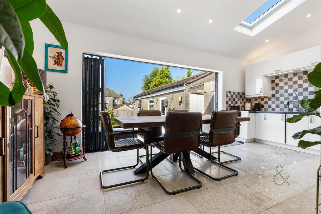 St Brioc, Hern Crabtree (5).jpg