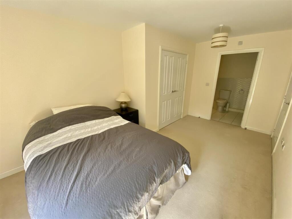 Bramleys Estate Agents - Marmaville Court - Mirfie