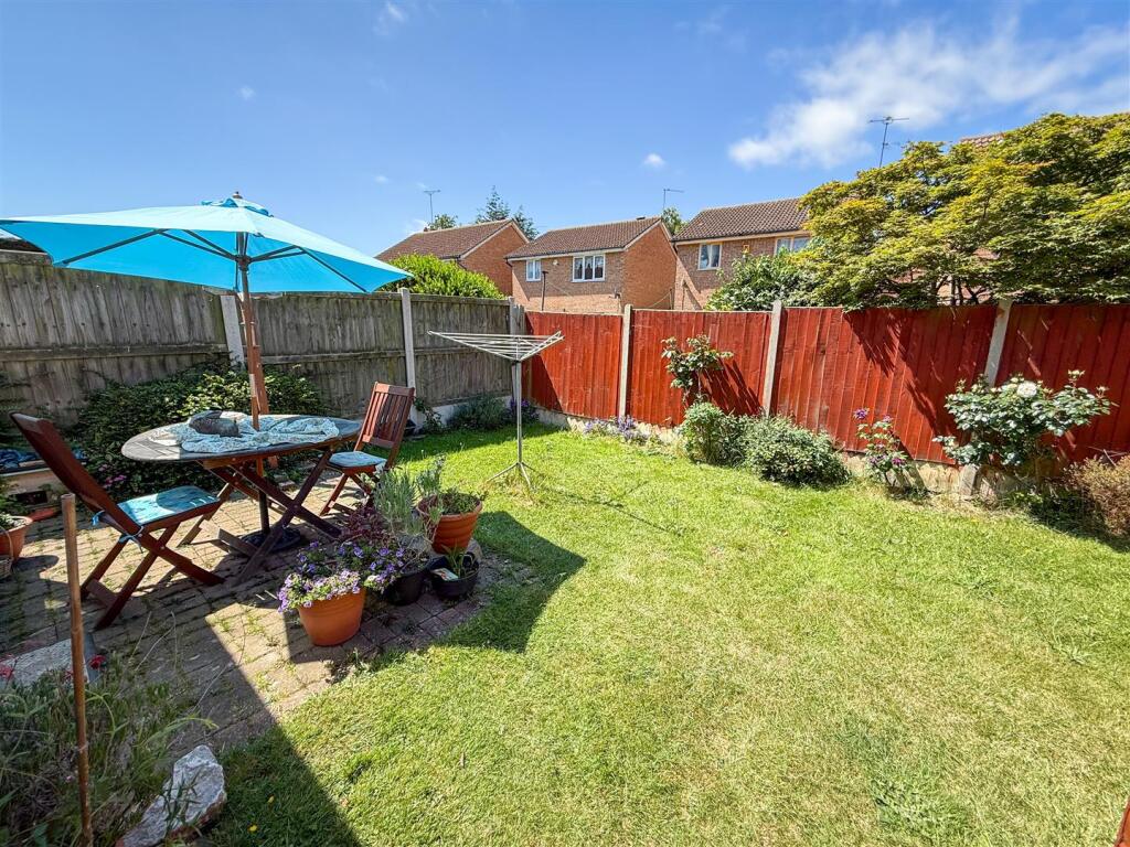 ALTERNATE VIEW OF GARDENS