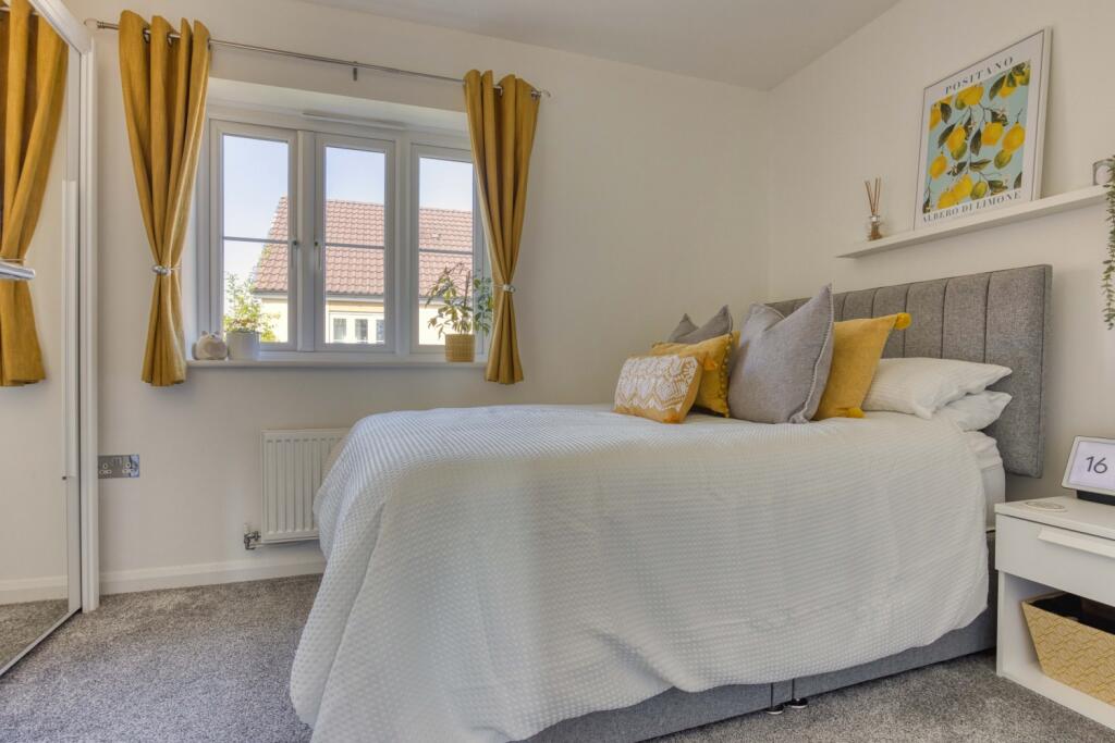 Taunton Ewemove Pyrlands (18)