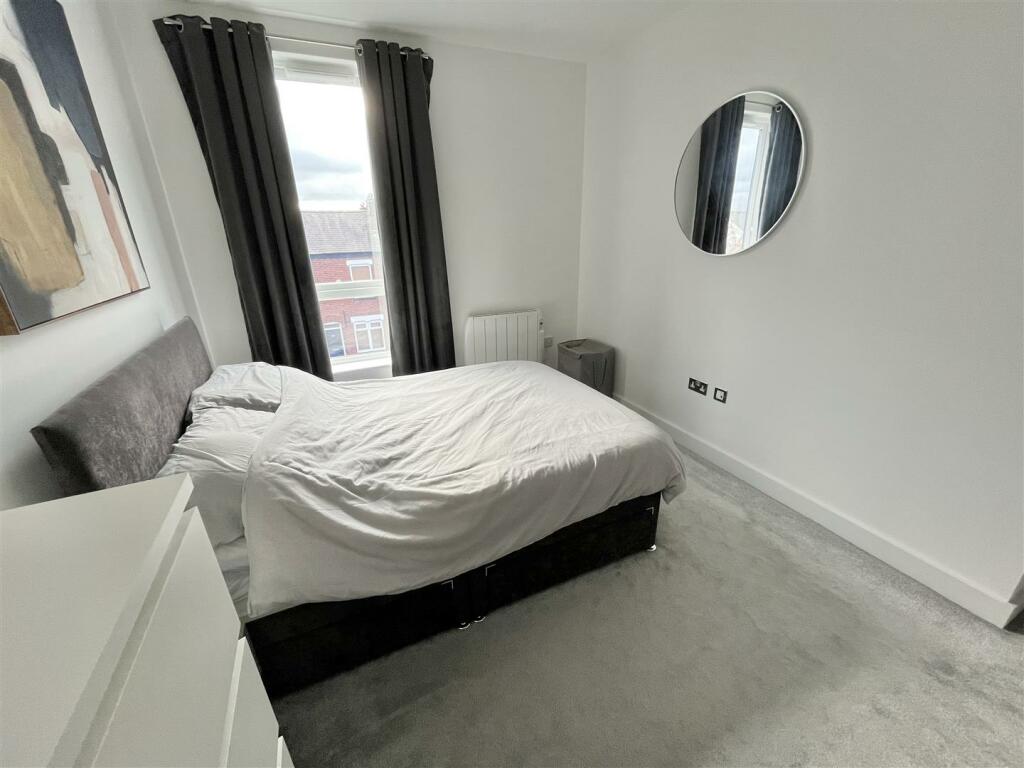 Bedroom 1 Aspect 2