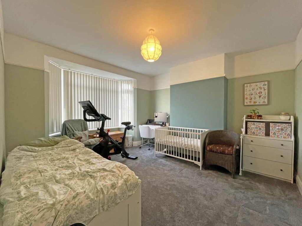 Fort Austin Avenue 28 Bed 2.jpg