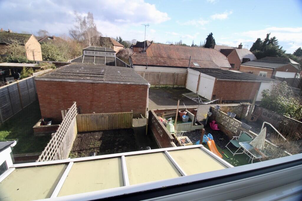 2E6697C9-919B-495...