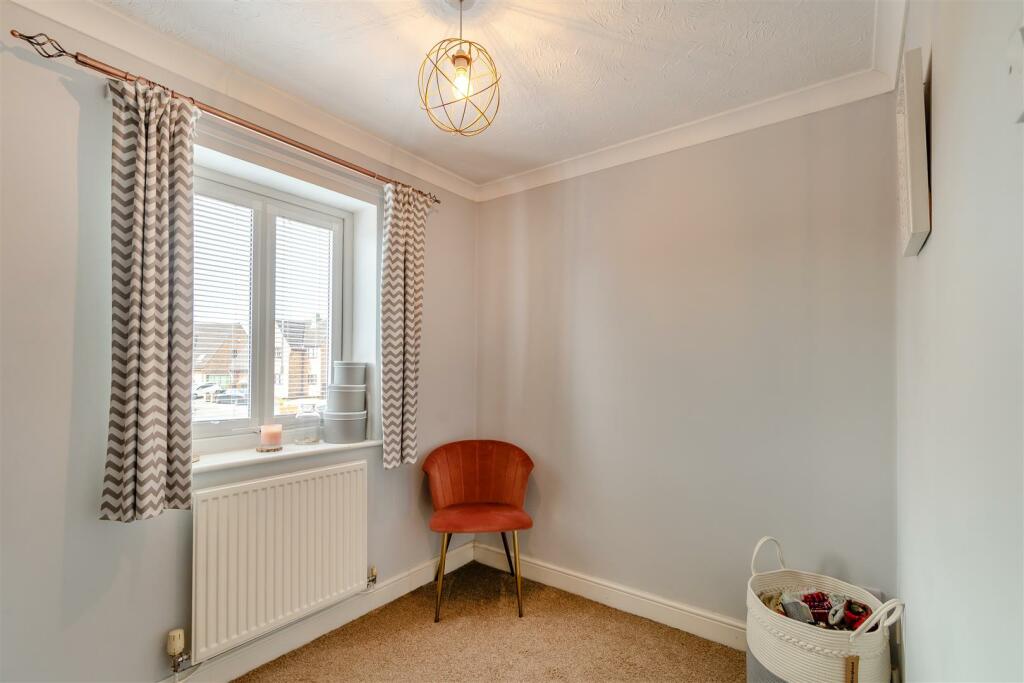 8616413-interior28.jpg