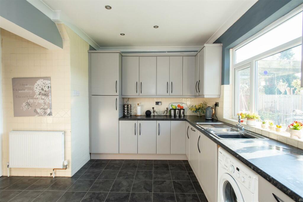 2024.11.26 142 Park Avenue, BR6 9EE-9420.jpg