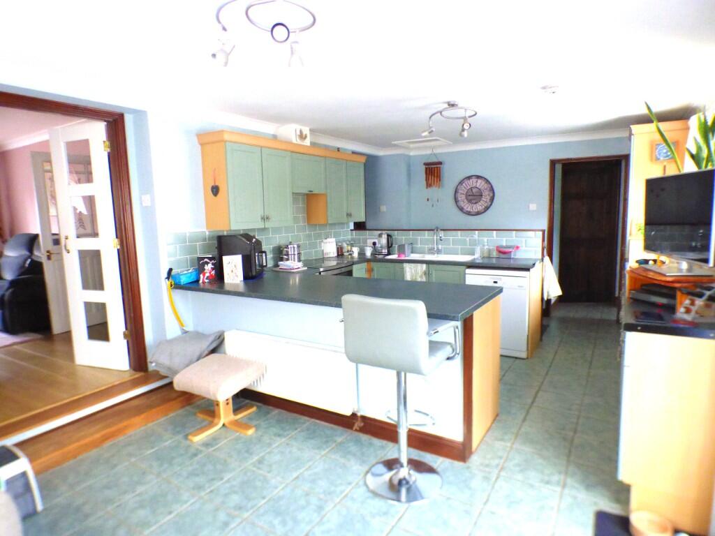 Living Kitchen/Break