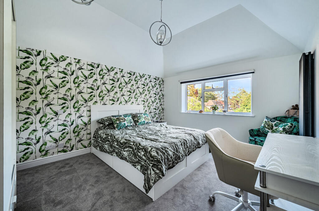 1361949-42-68ffa4...