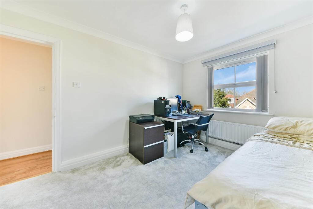 UPPER RICHMOND ROAD, 68, 5-12.jpg