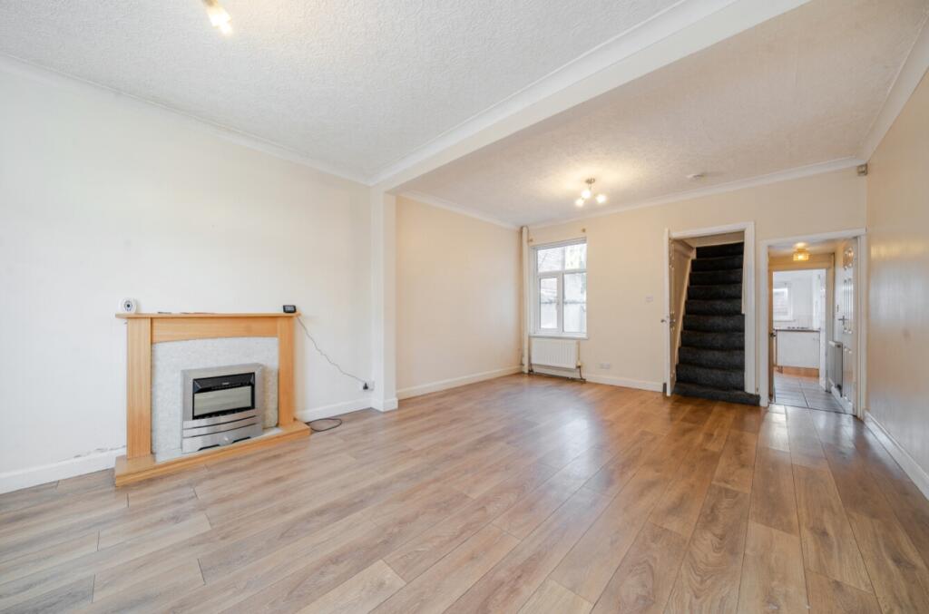 1387070-10-693046fe8823d