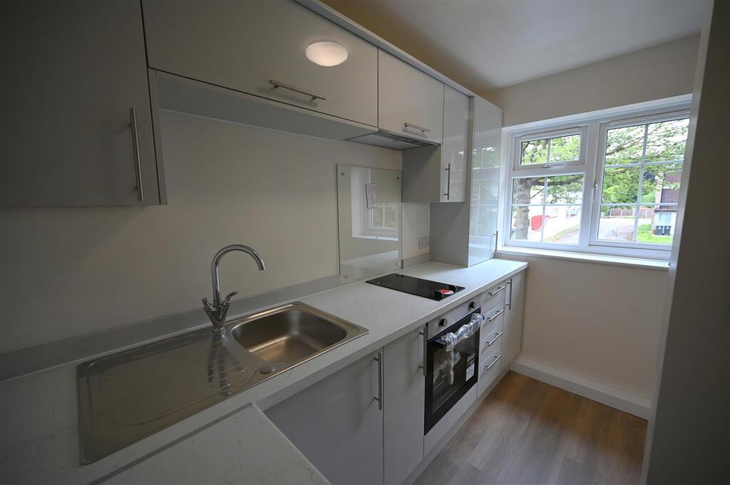 kitchen1.JPG