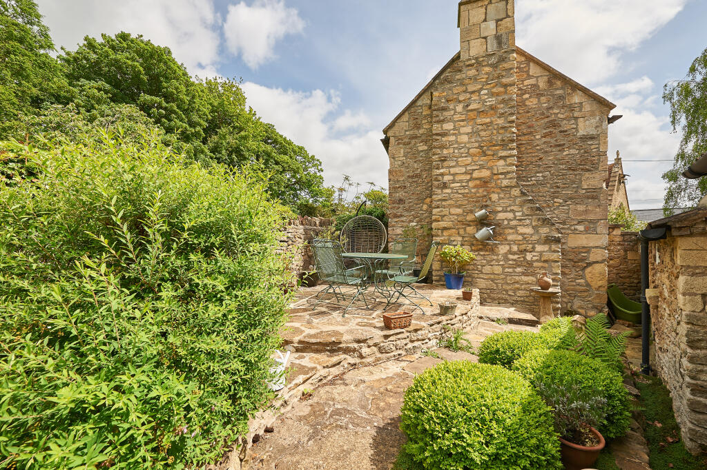 Courtyard Garden