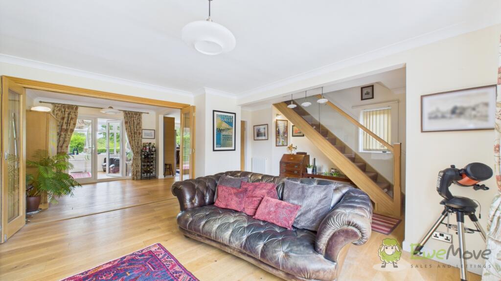 CAM03669G0-PR0022-STILL013