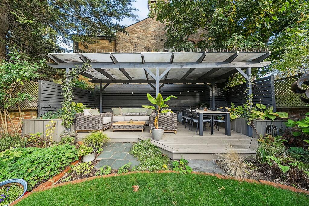 Entertaining Area