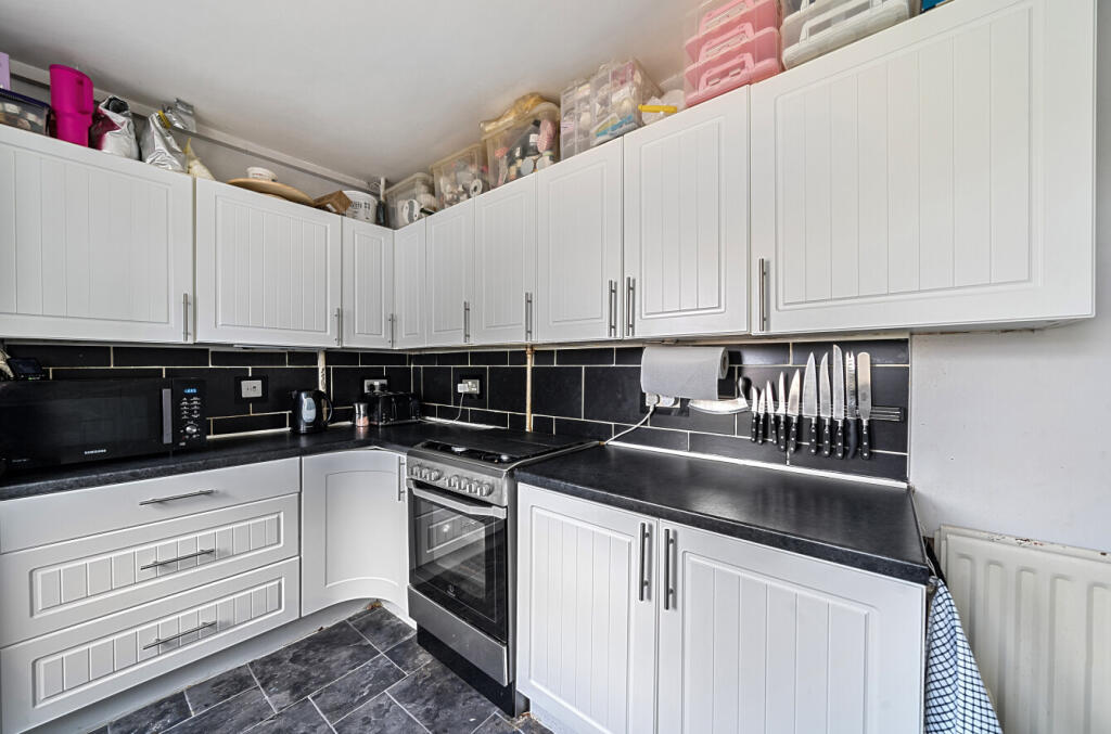 1319686-11-686bc4...