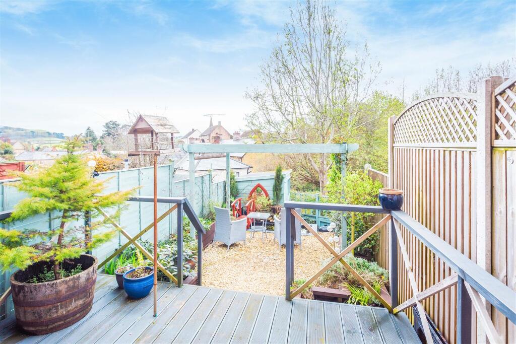 Garden1.jpg