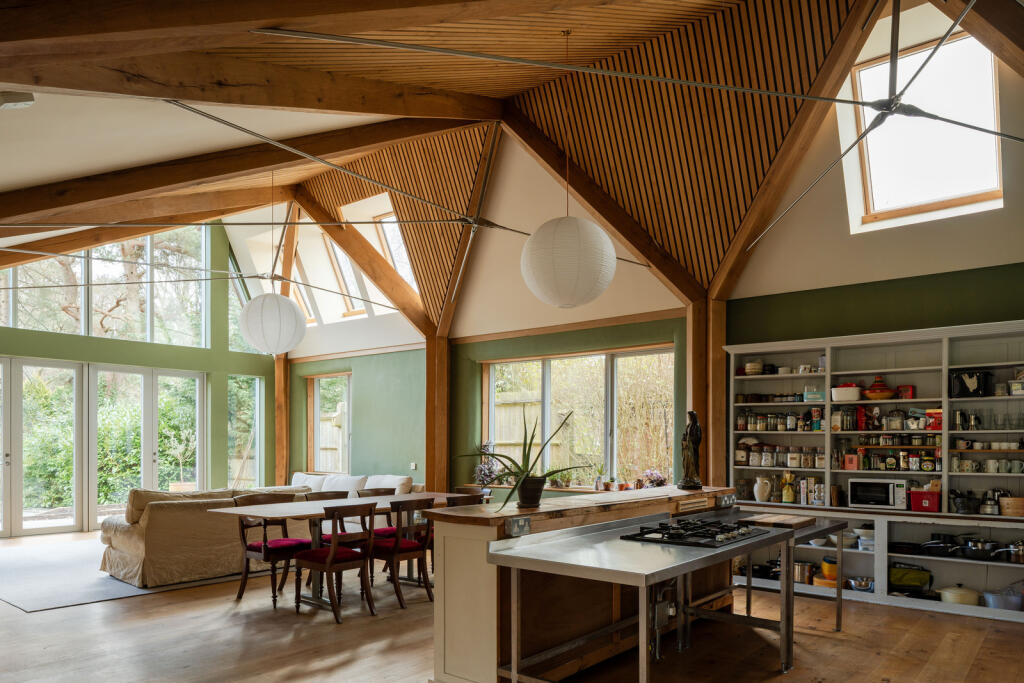 269111 - Whinwhistle Road, East Wellow SO51 6BH...