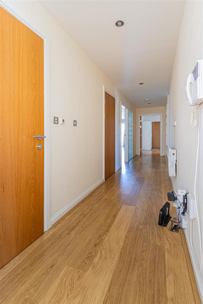 Genoa House 223-1.jpg