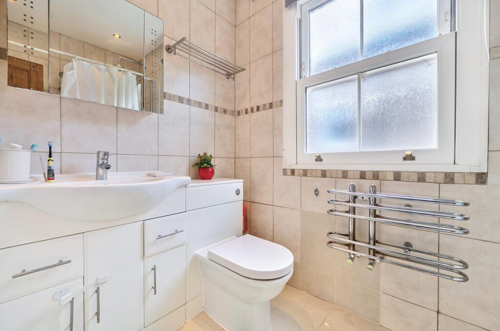 1311985-7-685ceb5...