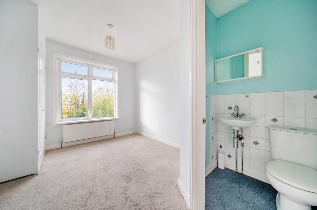 1382774-19-692462...