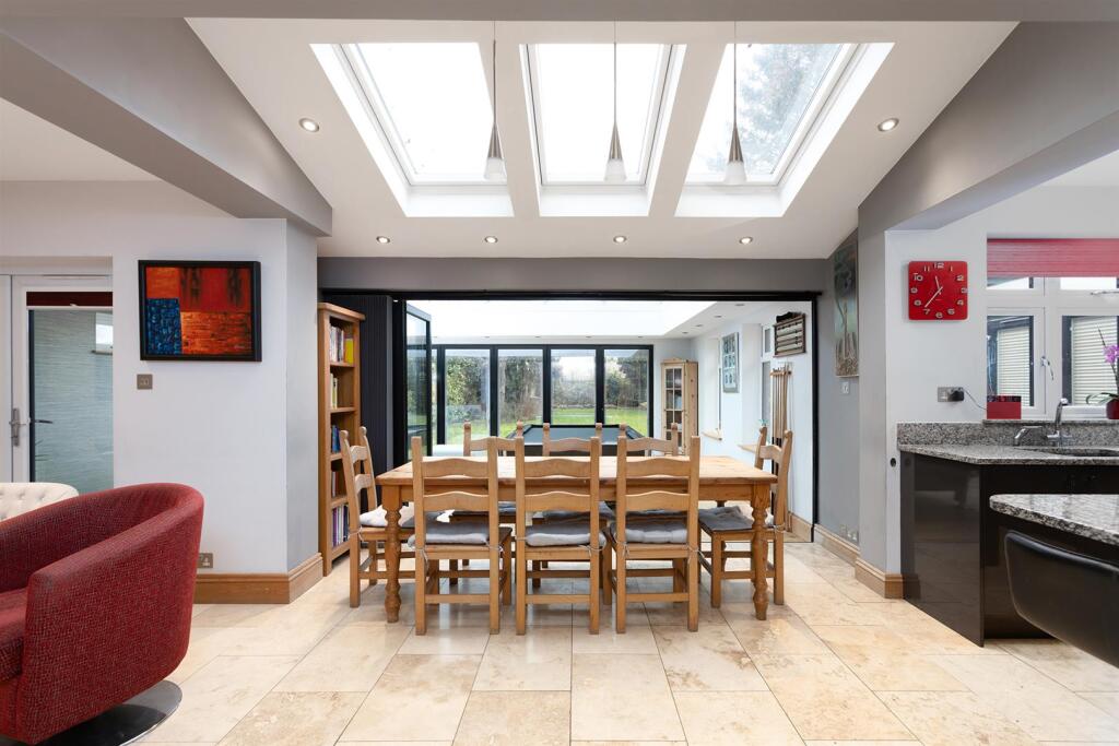 102 Ashlawn Road, Rugby (63).jpg