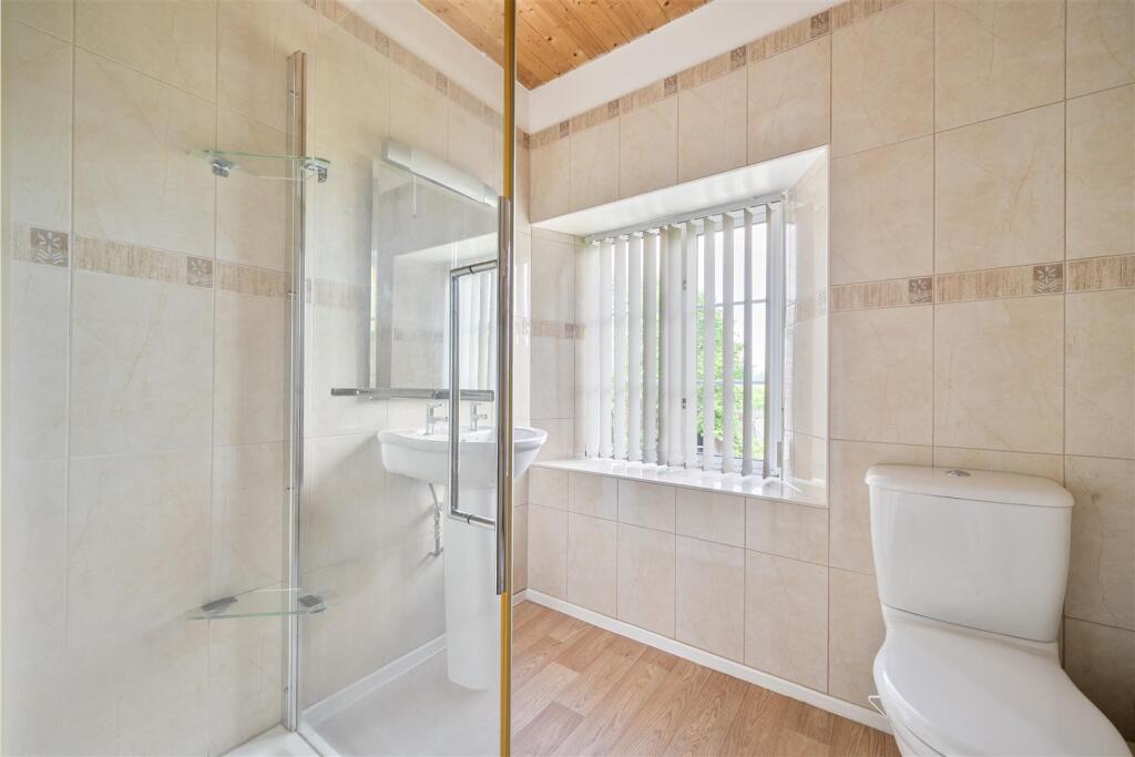 Family Shower Room
