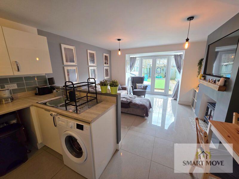 Open Plan Kitchen &amp; Lounge