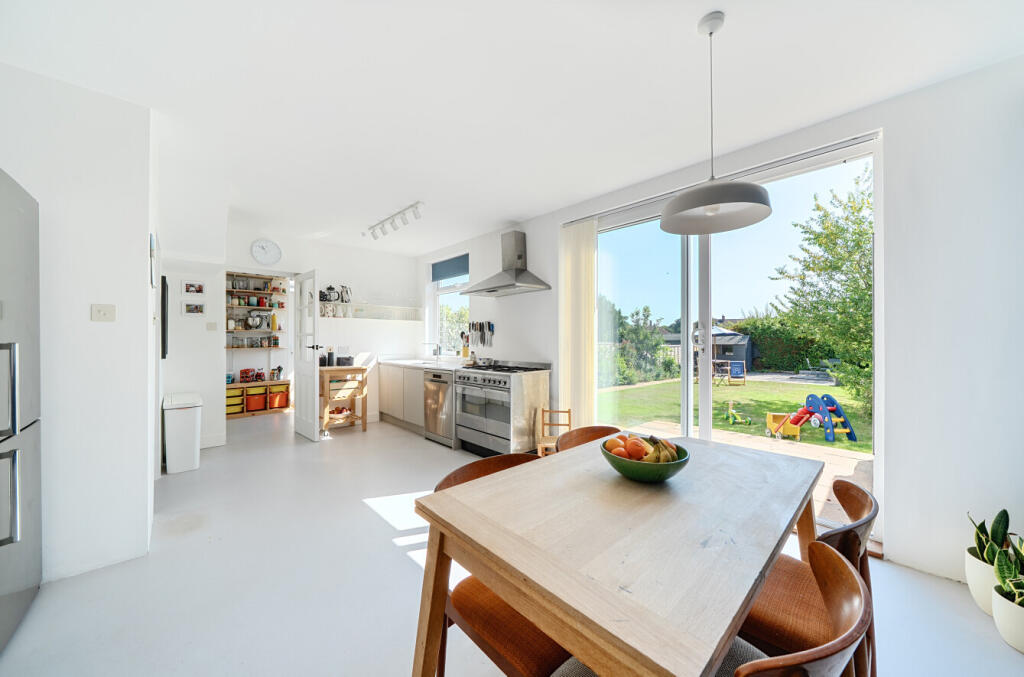 1333243-12-6899c3...