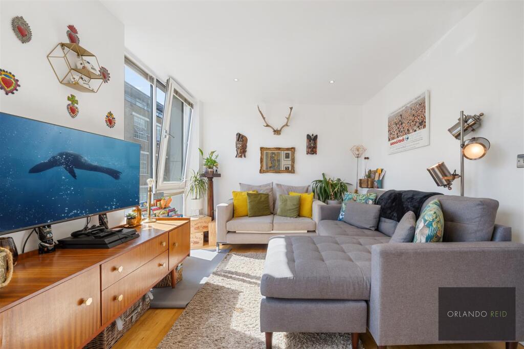 Flat 308, Zachary House SW9 0AF-8.jpg