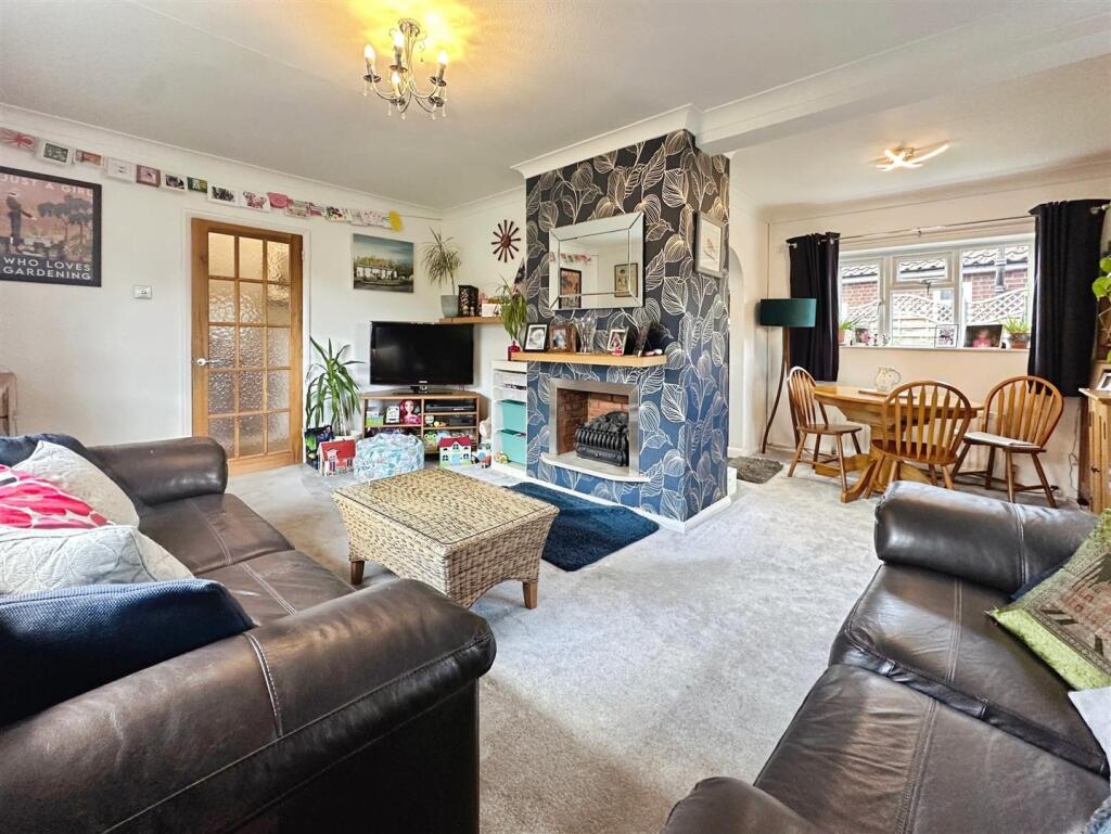 894d46f6--443F-B640-707F66015971-25515-0000096E05D