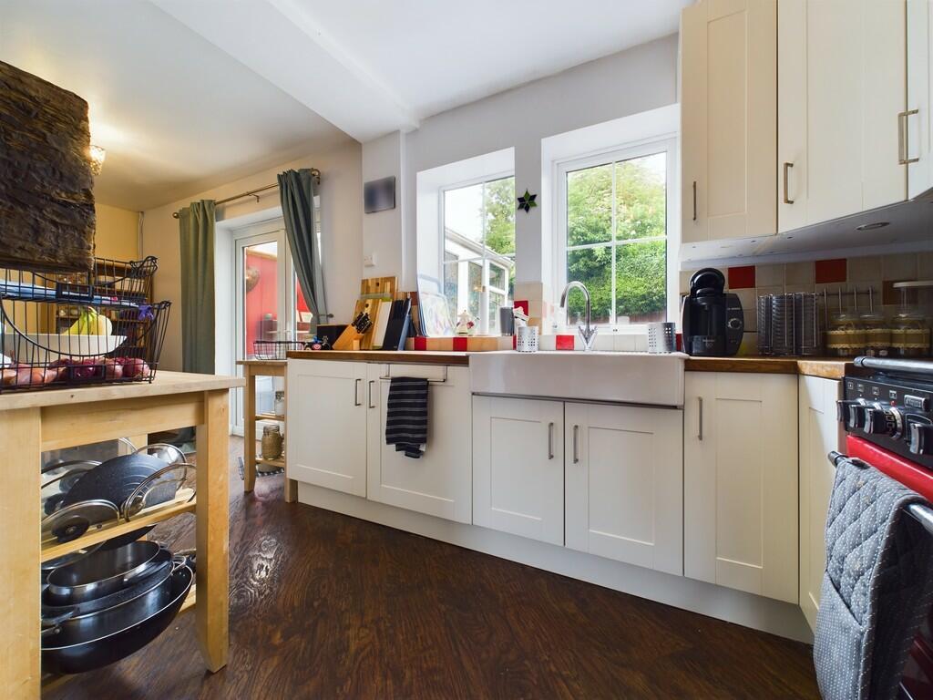 CAM02059G0-PR0152...