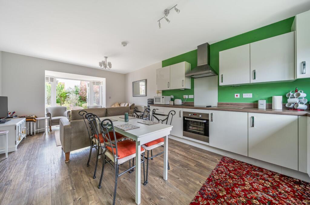 Kitchen/Living Room