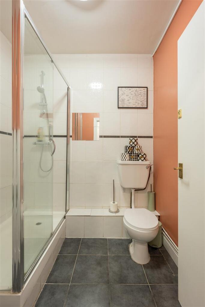 Brookscroft Road, E17