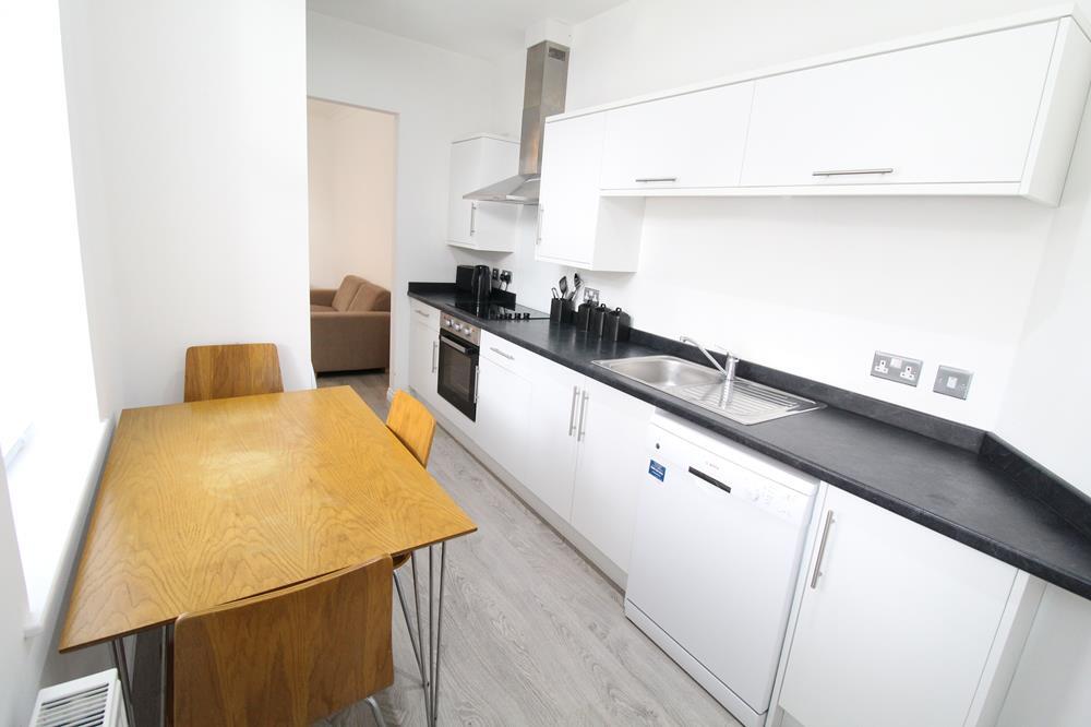 Kitchen 2