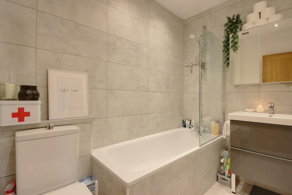 Family bathroom