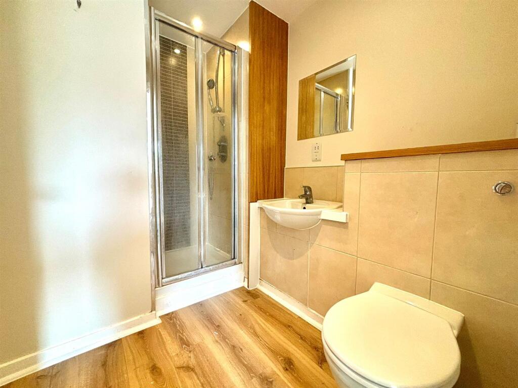 En Suite.jpeg