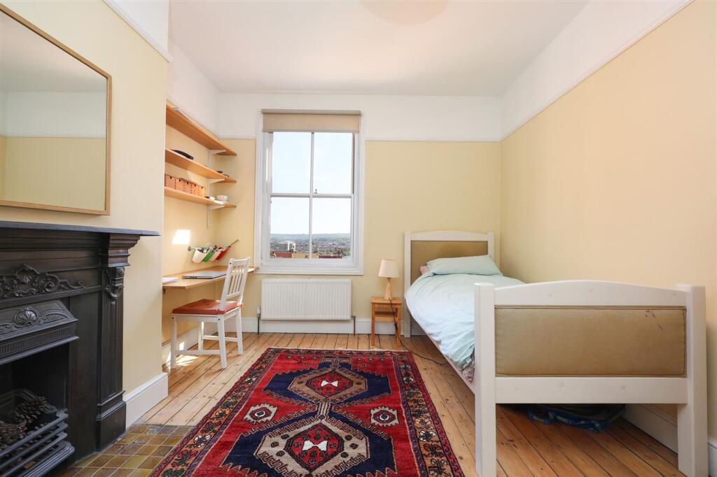 12 St Edwards Road 40.JPG