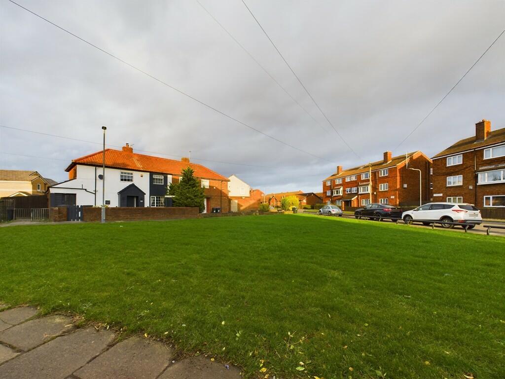 CAM01835G0-PR0124...