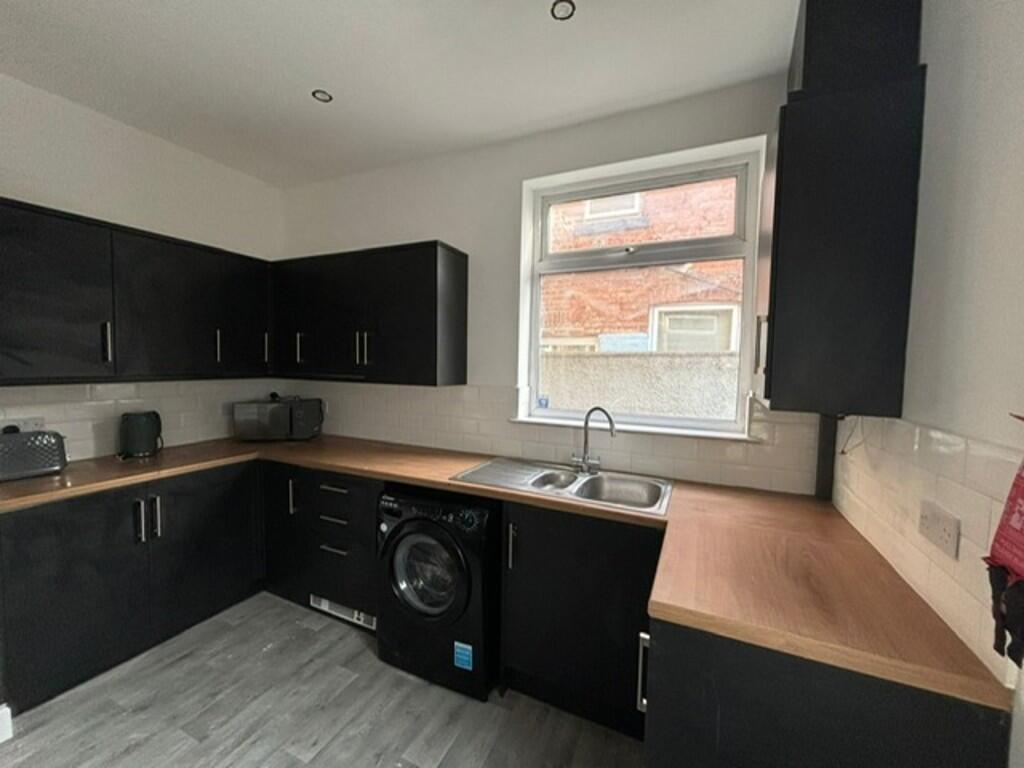 thumbnail_PHOTO-2...