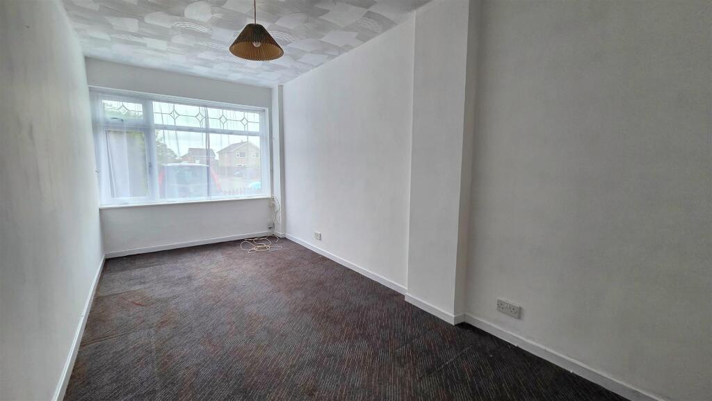 Playroom/Office/Bedroom 4