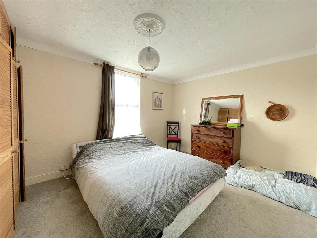 Bedroom One (1).jpeg